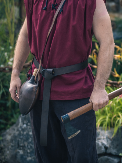 Trollfelsen_Gewandung_Ringgürtel_Schwarz